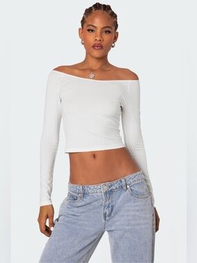 🌙 B68 EDIKTED Tahlia Off Shoulder Top
